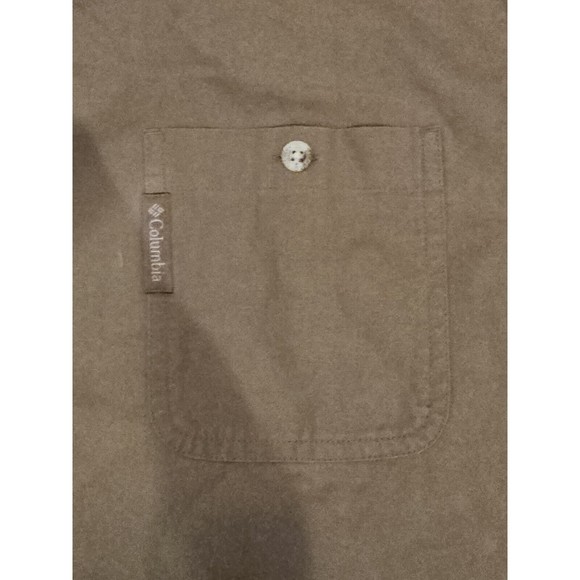 NWT Columbia Shooting Shirt Shoulder Timberwolf Men’s Sz Medium Tan Camo Hunting - Picture 2 of 11